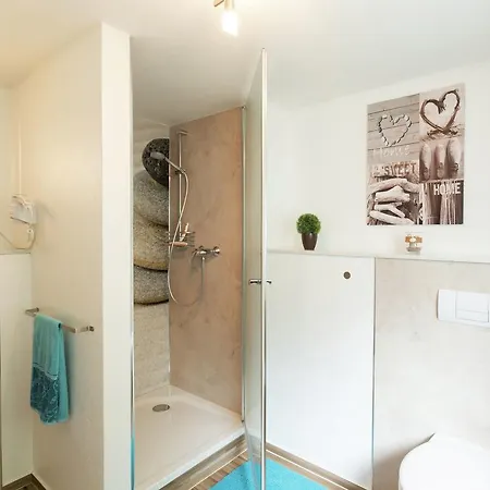 בית נופש Ferienhaus Chiara *